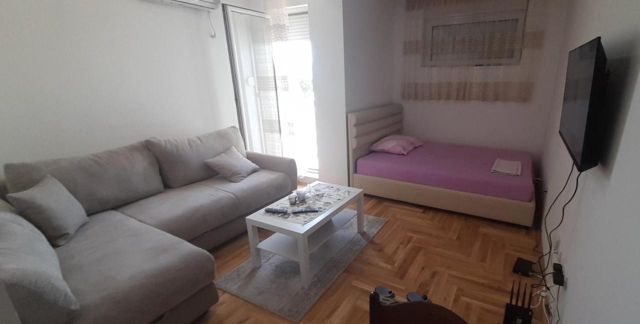 Apartment Luka Podgorica Exterior foto